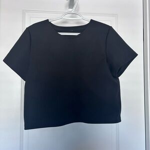 LULULEMON • Shaped Short Sleeve Top • Black